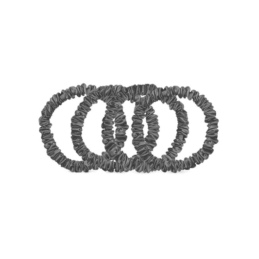 Das VBEAUTY Premium Seiden Scrunchie bietet das ultimative Erlebnis für Haarstyling und -pflege. Hergestellt aus 100% reiner Maulbeerseide