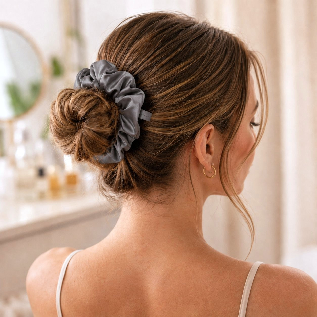 VBEAUTY Premium Seiden Scrunchie - Anthrazit